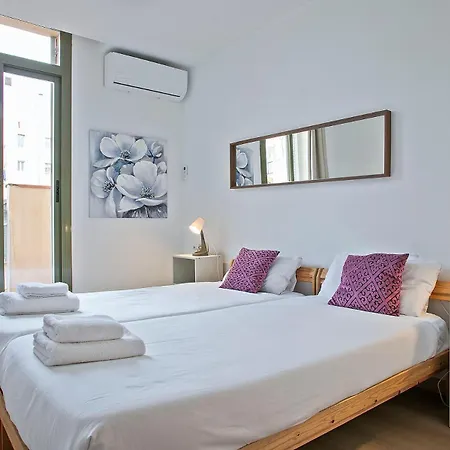 Beautiful In Ramblas 6pax Apartment Barcelona